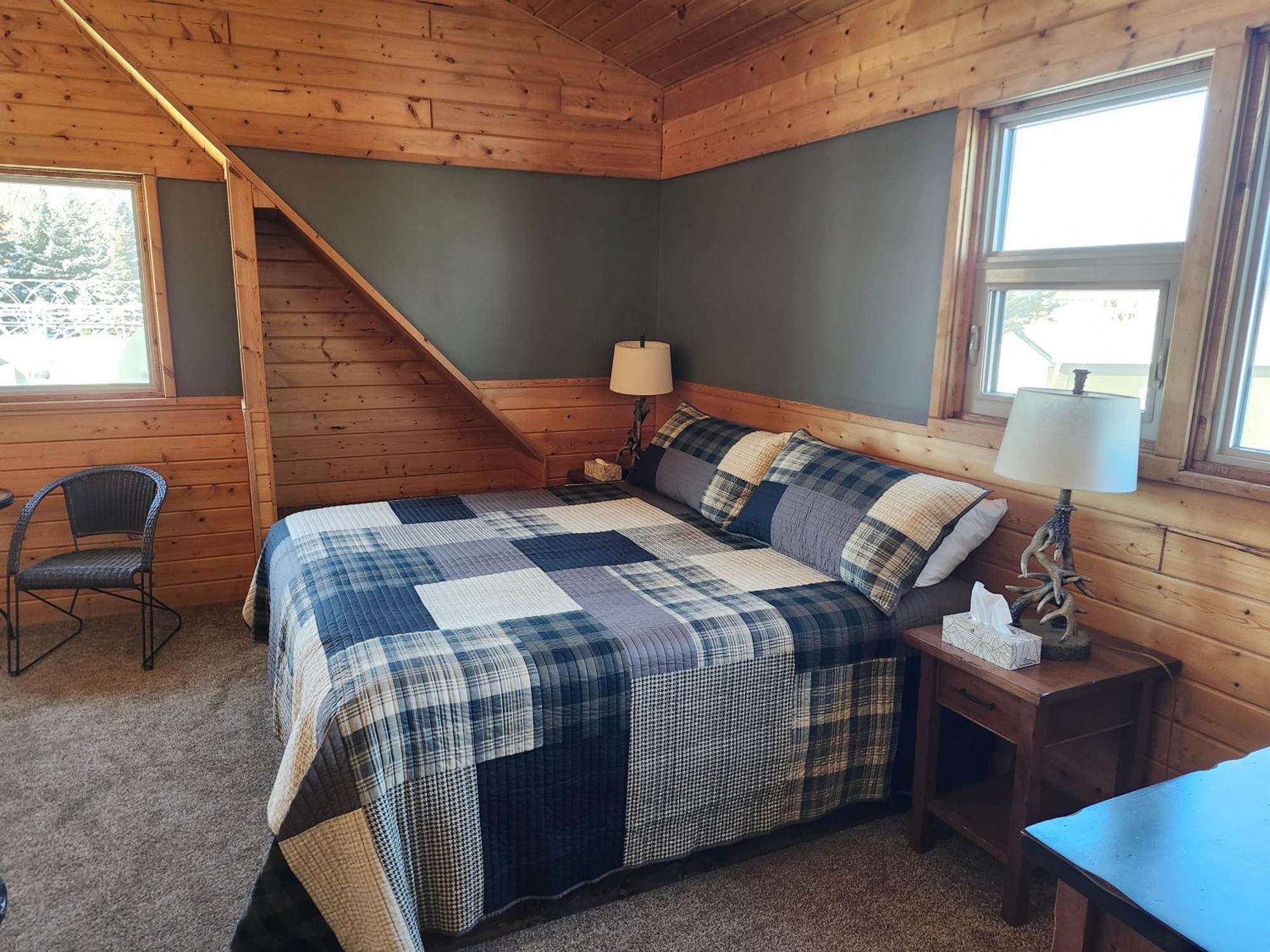 Rocky Ridge Country Lodge Mountain View Екстер'єр фото